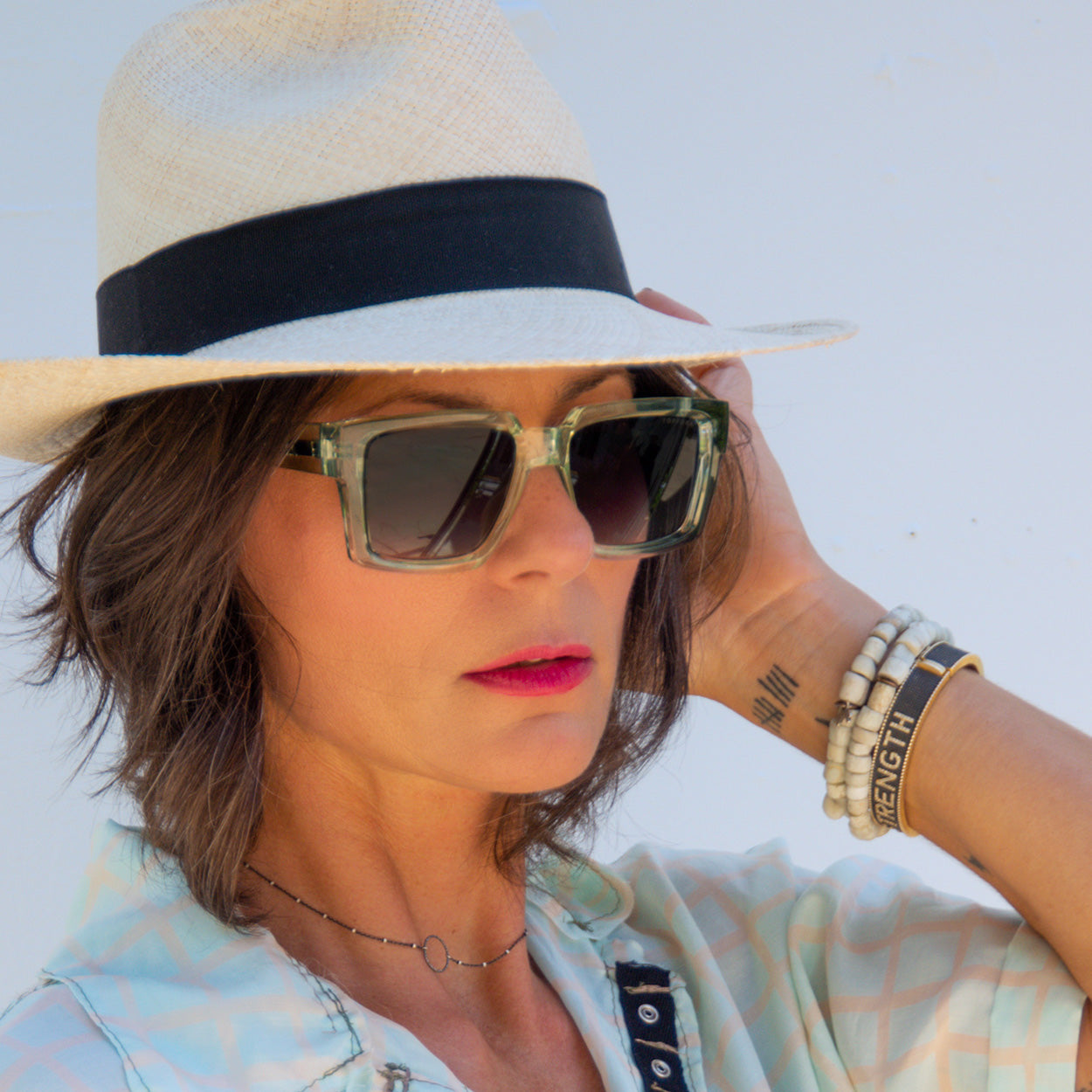 Paloma x Topfoxx - Limited Edition Turquoise/Grey Squared Sunglasses