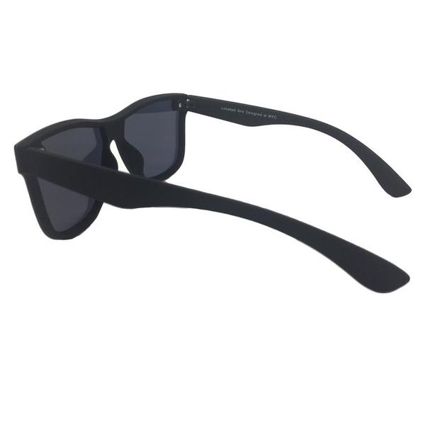 TopFoxx - Sustainable Future Wife - Sustainable sunglasses for women - Mirrored Silver Sustainable sunnies - Back Details