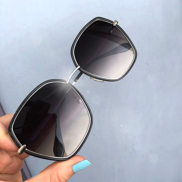 TopFoxx -Maya Faded Black - Trendy Oversized Sunglasses for Women - Cute Oversized sunglasses