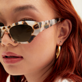 TopFoxx - Bright as my Future - Tortoise Rectangle Cat Eye Sunglasses for Women - Details