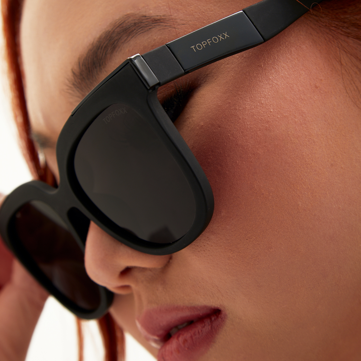 Sustainable Oversized Wayfarers Sunglasses for Women - Sustainable Coco Sunnies - Model 2 -TopFoxx